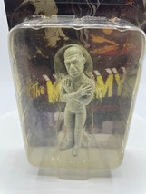 Universal Monsters The Mummy Figure X one X Archives 2005 &amp; Trading Card - £5.66 GBP