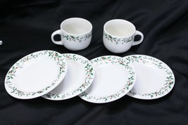 Royal Seasons Holly Christmas Bread Plates and Cups Lot of 6 - $25.47