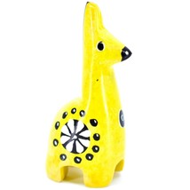 Tabaka Chigware Hand Carved Kisii Soapstone Miniature Yellow Giraffe Figurine - £7.93 GBP