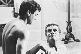 Spartacus Tony Curtis bathing Laurence Olivier 11x17 Mini Poster - £14.34 GBP