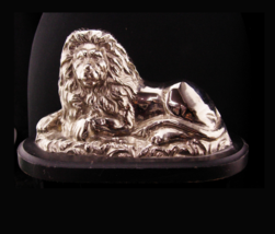 Large Vintage Chrome metal Victorian lion statue - Vintage silver and wood base  - £90.74 GBP