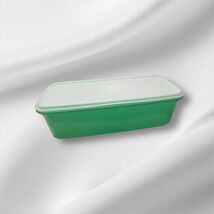 Vintage Tupperware Bread Celery Keeper w Translucent Lid Tray Jadeite Green - $3.25