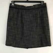 Merona Skirt Size 12 Pleated Above Knee Black Gray Lined Stretch Norm Core - $17.59