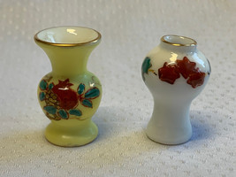 Miniature Japanese Vase Lot Floral Urns Pots 4 Set Blue White Yellow Porcelain - £31.86 GBP