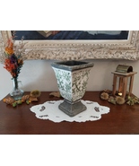 Old style enamel vase - €27,22 EUR