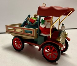 Hallmark Keepsake Ornament Happy Haul-idays Series #15 HERE COMES SANTA ~ 1993 - £10.21 GBP