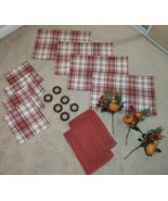 19pc Fall Autumn Place Mat Napkins &amp; Ring Holders Hand Towles Pumpkin Pi... - $745.41 MXN