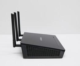 NETGEAR R6400 AC1750 Dual Band Gigabit Wi-Fi Router image 3