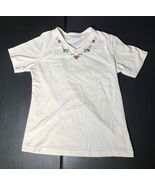Croft &amp; Barrow Top Women’s M Off White With Embroidered Flowers At Neckline - $181.84 MXN