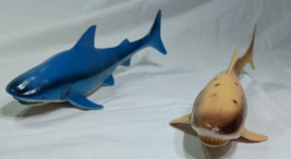 Set of 2 Vintage S.H. Hard Plastic Sharks Blue and Leopard Spotted 090111 - £11.81 GBP