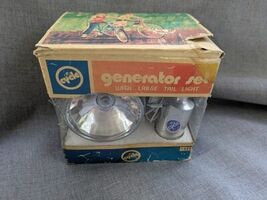 Cycle Generator Light Set Headlight Taillight Teardrop Bicycle 333 Box NEW - $967.55 MXN