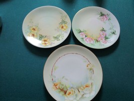 Collector Curio Floral Plates Thomas Mentone And Favorite Germany Uno 3 Pcs - £93.21 GBP