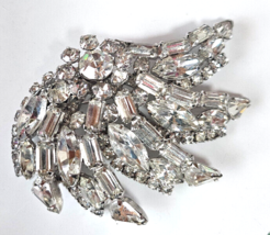 Vintage Signed Kramer Layered Rhinestone Brooch 3&quot; x 2&quot; - £191.35 GBP