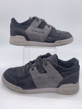 Reebok Workout Lo Dcn Foil ASH GREY/CHALK Women&#39;s Shoes BS9833 Size 8 At... - £18.45 GBP