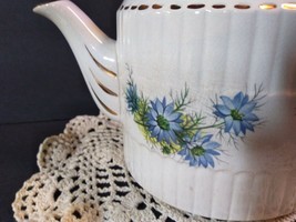 Vintage Wood &amp; Sons Ellgreave Ironstone Teapot Cup Cornflower Bachelor Buttons - £31.20 GBP