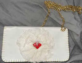 Shiraleah Women White Handbag Clutch Bag Tote White Gold Chain - $25.80
