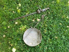 Primitive steel scale, rustic hanging scale, antique and primitive metal... - $70.00