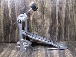 Pearl P-100 Single Chain Bass Kick Drum Pedal With Beater Universal Vintage - £31.53 GBP