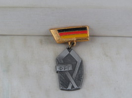 1973 World Hockey Championship Pin - Team West Germany Medallion - Stamped Pin - £15.15 GBP