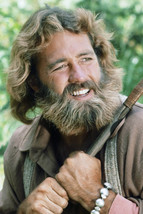 Dan Haggerty in The Life and Times of Grizzly Adams Portrait tv Classic 24x18 Po - £19.29 GBP