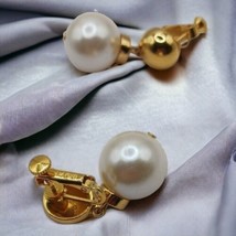 Vintage Naoier Faux Pearl and goldtone screw back earrings, - £58.84 GBP