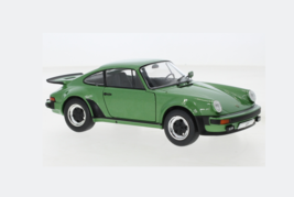 WhiteBox Porsche 911 Turbo (930) Green 1974 1:24 - $35.99