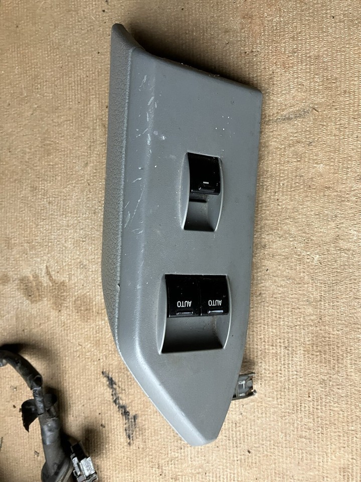05 06 07 08 09 Ford Mustang Convertible Master Power Window Lock Switch - $24.74