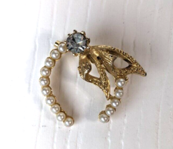 Vintage Horseshoe Faux Pearl With Gold tone Brooch Pin rhinestone bow lucky - $14.84