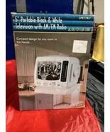 Spectra 5&quot; Black &amp; White TV with AM/FM Radio Model 52-BWR Gray - $659.71 MXN