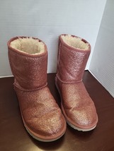 NEW KIDS GIRLS SIZE 6 PINK UGG CLASSIC SHORT II GLITTER DRESSY SHEEPSKIN... - $18.65