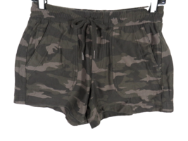 Athleta Farallon Short Size Zero Camouflage Front And Back Pockets - $21.99