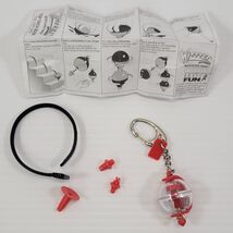 *B8) Vintage 2000 Wizzer Keychain Battling Tops Storm Series Top Toy Bas... - $453.83 MXN