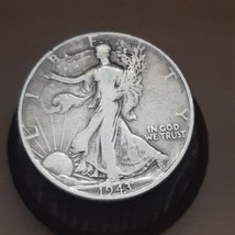 ½ Half Dollar Walking Liberty Silver Coin 1943 P Mint 50C KM#142 Philadelphia - £12.78 GBP