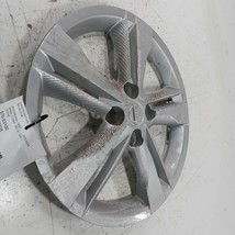 Wheel Cover HubCap 16&quot; 18-23 Nissan Kicks - $941.23 MXN