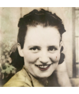 1940-50s Hand Tinted Photograph Beautiful Young Woman Antique Photo 5&quot; x... - $465.81 MXN