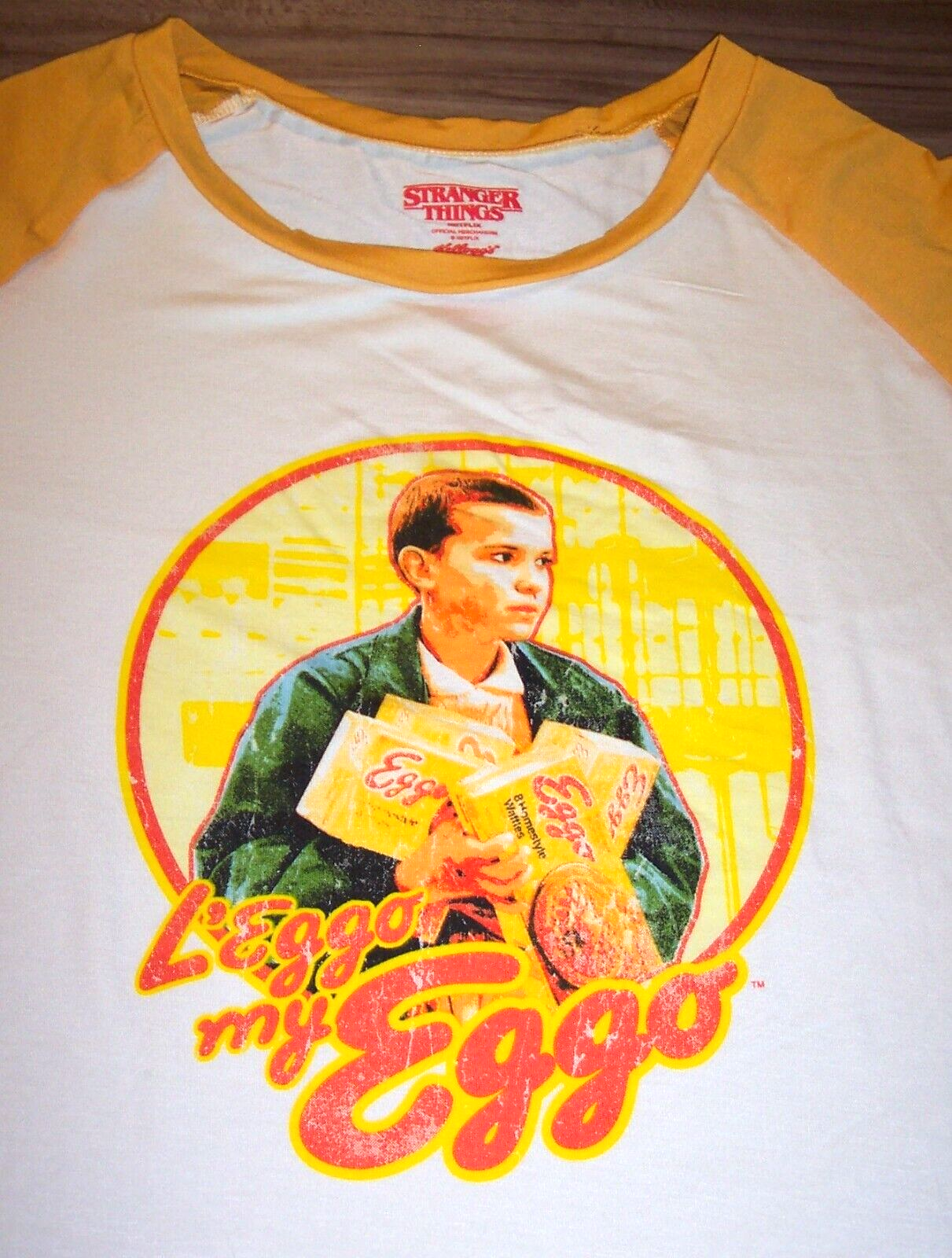VINTAGE STYLE WOMEN'S TEEN STRANGER THINGS ELEVEN Netflix T-shirt Band SMALL NEW Item image 2