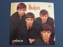 The Beatles Love Me Do 1982 Picture Sleeve 7&quot; 45 C API Tol B-5189 (Greatest Hits) - £10.12 GBP