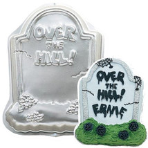 Over the Hill Tombstone Halloween Cake Pan from Wilton 1237 - £43.29 GBP