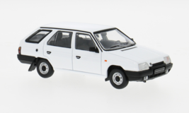 IXO Skoda Forman White 1990 1:43 - $39.95