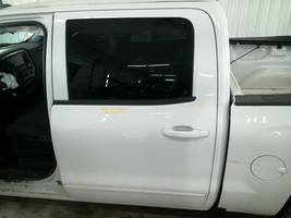 Driver Rear Side Door Crew Cab Opt Ako Fits 15-19 SIERRA 2500 PICKUP 104784317 - $635.50