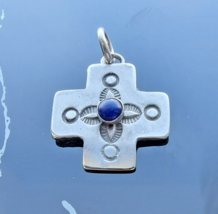 NAVAJO VINTAGE 925 STERLING SILVER NATURAL LAPIS LAZULI CROSS PENDANT - $68.31
