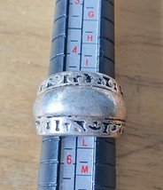 lot of 2 rings one medieval style size 5 US and one with initial V size ... - $55.68 MXN