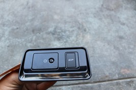 2017 JAGUAR XE SEDAN FRONT DASH TRUNK OPENER AND SPEEDOMETER LIGHT CONTROL X2479 image 3