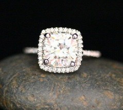 1.05 CT Cushion Cut Delicated Diamond Halo Engagement Ring 14k White Gol... - $1,146.13 MXN