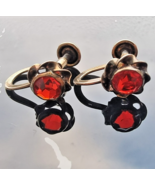 VINTAGE  GOLD FIELD LAB GROWN RED ROUND 6 mm.  RUBY VERMEIL CLIP ON EARR... - $118.72 CAD