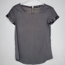 Express Womens Shirt Small Blouse Gray Silky Zip Back Short Sleeve Dressy - £10.21 GBP