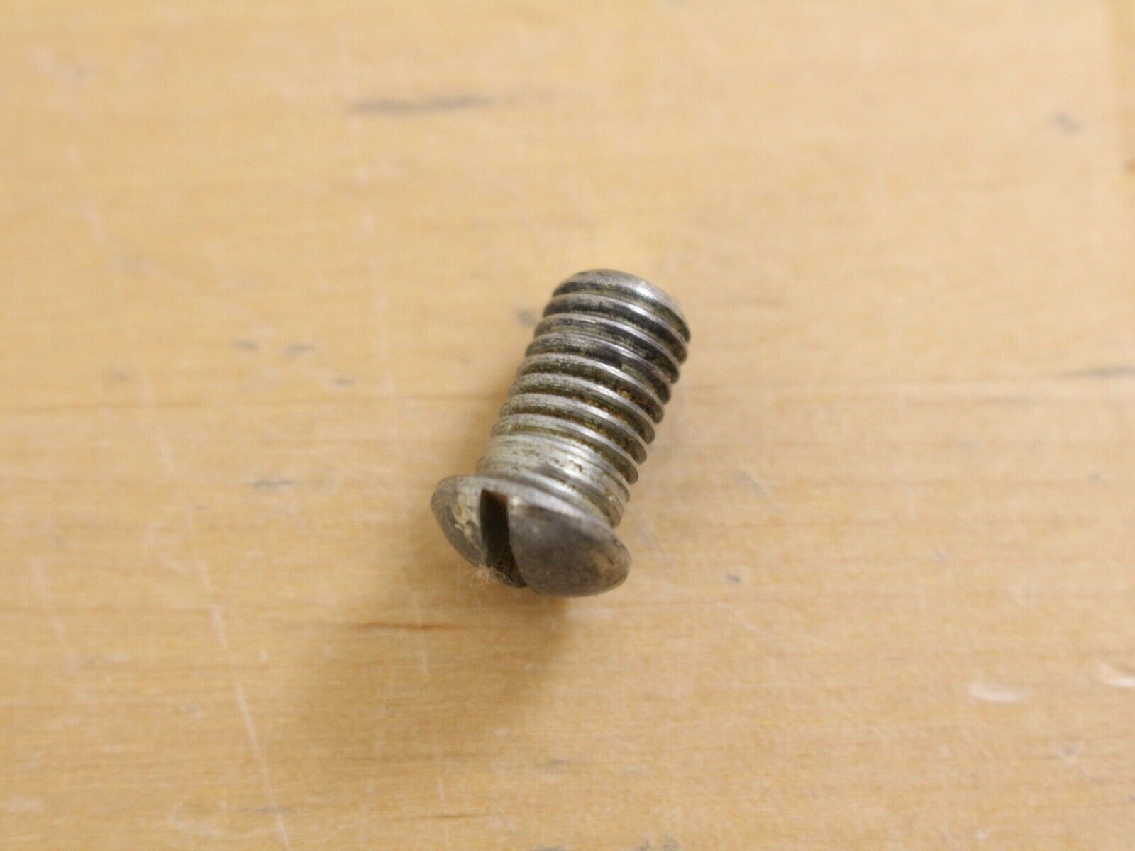 Genuine STANLEY No. 60 1/2 Block Plane LEVER CAP SCREW Replacement Part OEM - $9.89