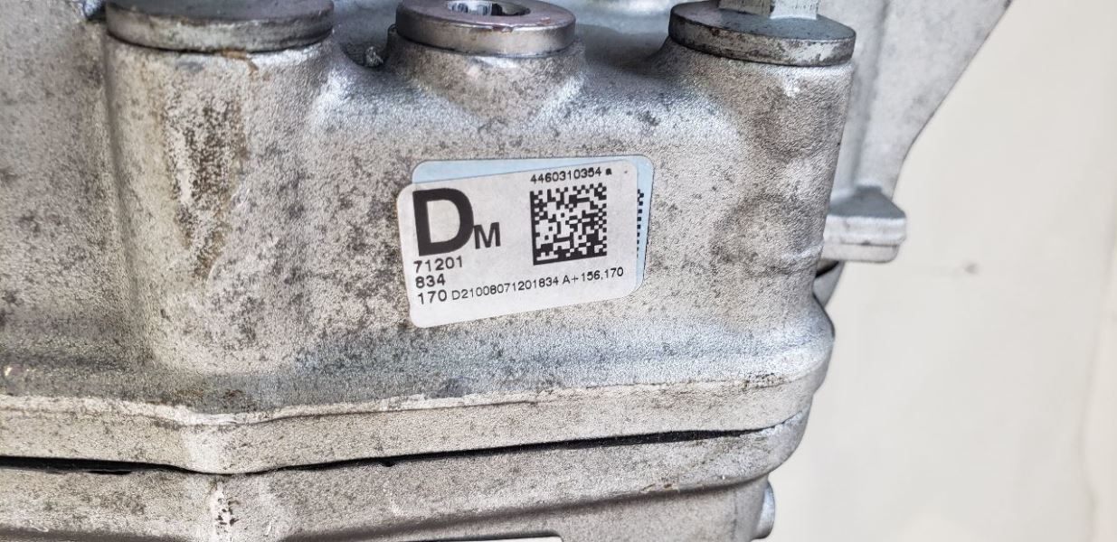 2018 Maserati Levante OEM Rear Carrier Differential Assembly Item image 5
