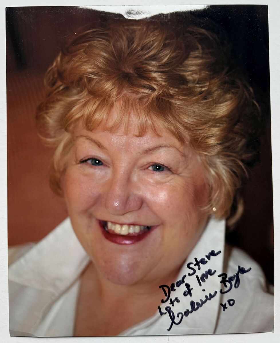 Valerie Boyle Signed Autographed Glossy 8x10 Photo - $19.99