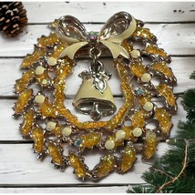 Vintage Christmas Brooch Wreath with Hanging Bell Holly Leaf Enamel Silver Tone - £17.17 GBP